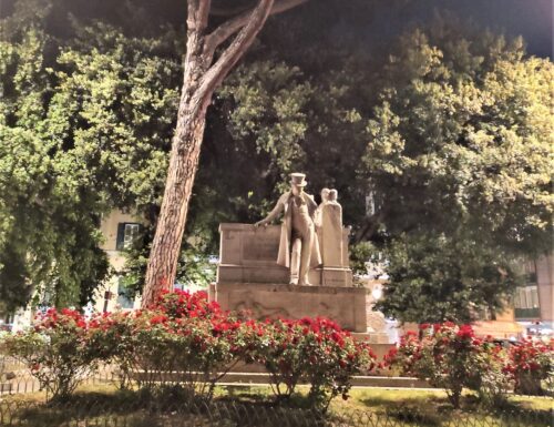 In piazza Belli c'è la statua del poeta delle denunce in vernacolo