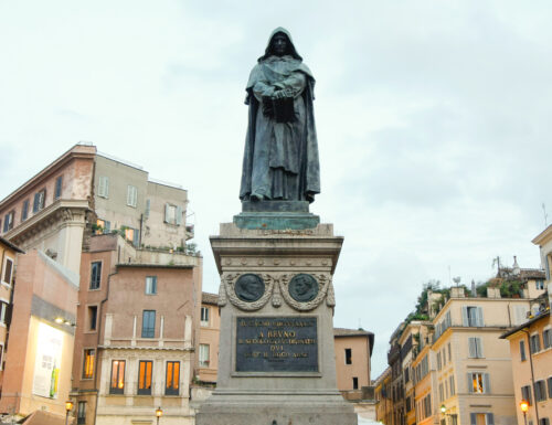 Campo de’ Fiori, dove Giordano Bruno va al rogo