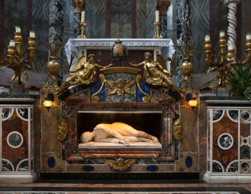 E' il giorno del terribile martirio di Santa Cecilia: resisterà ai suoi aguzzini per lunghe ore prima di essere decapitata e spirare