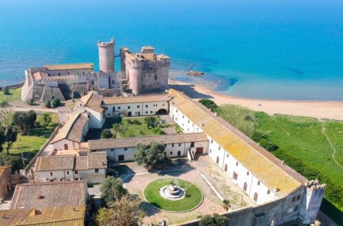 Santa Marinella, perla del Tirreno: spiagge dorate e il castello di Santa Severa