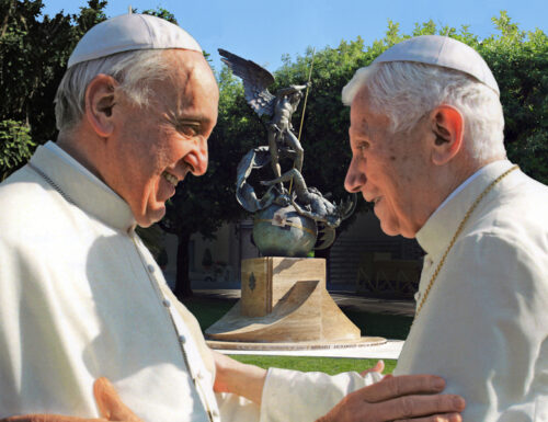 Papa Benedetto XVI rinuncia al Pontificato: sarà "papa emerito"