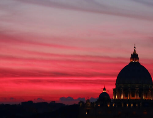 La magia del cielo sopra Roma: ecco gli scatti da copertina