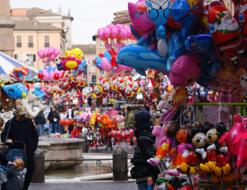 Il Natale è già a Roma: torna in piazza Navona il mercato delle Feste