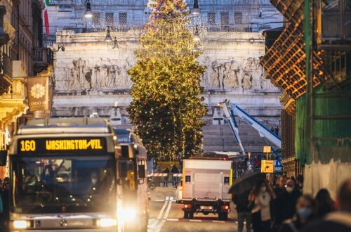 Natale, mezzi pubblici gratis per 4 giorni. "Wanted in Rome" racconta l'iniziativa all'estero