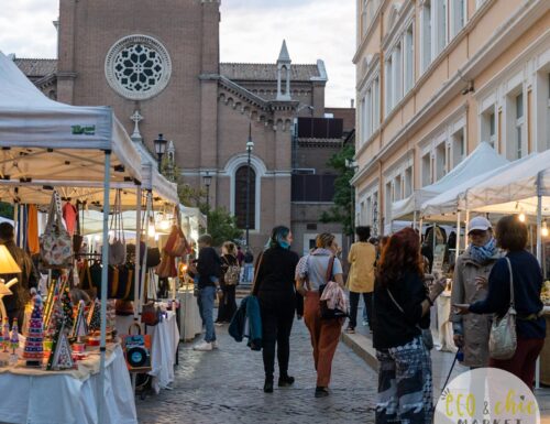 L'Eco & Chic Market torna il 2 aprile in piazza dell'Immacolata: l'artigianato (e non solo) conquista San Lorenzo